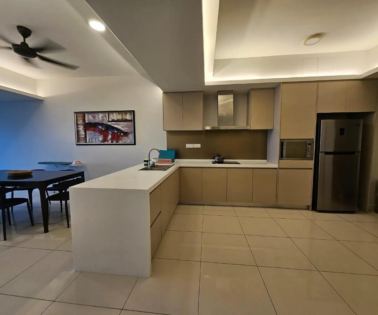 100 négyzetméteres, 1 hálószobás Apartman 1 fürdőszobával Bukit Bintang területén Kuala Lumpur 0*,